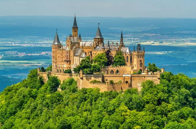 欧洲十大城堡排行榜(欧洲私人城堡)插图6