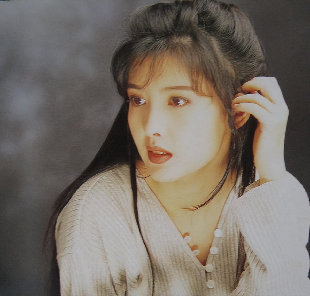 香港女星颜值巅峰排名(90年代十大美女明星颜值排名)插图13