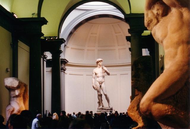 世界最著名的雕像排行榜前十(世界最大的十大雕像)插图5