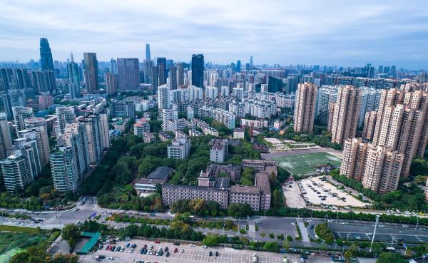中国十大高楼排名，中国十大最高建筑排行榜(附2023年最新排行榜前十名单)